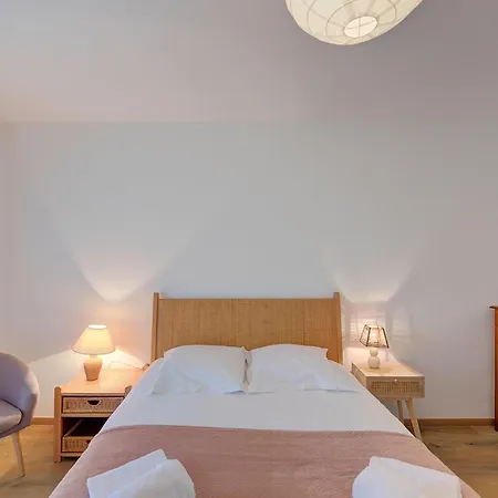 Le Camelia Proche Aeroport *