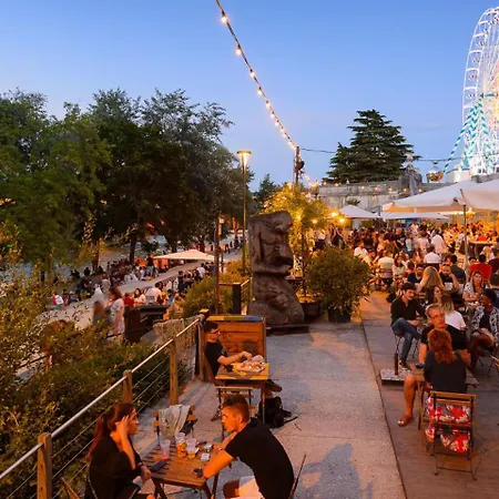 Le Camelia Proche Aeroport Daire *